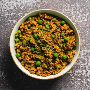 Matar Qeema